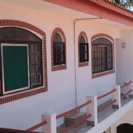 Suites Libertah Peruíbe Exterior foto